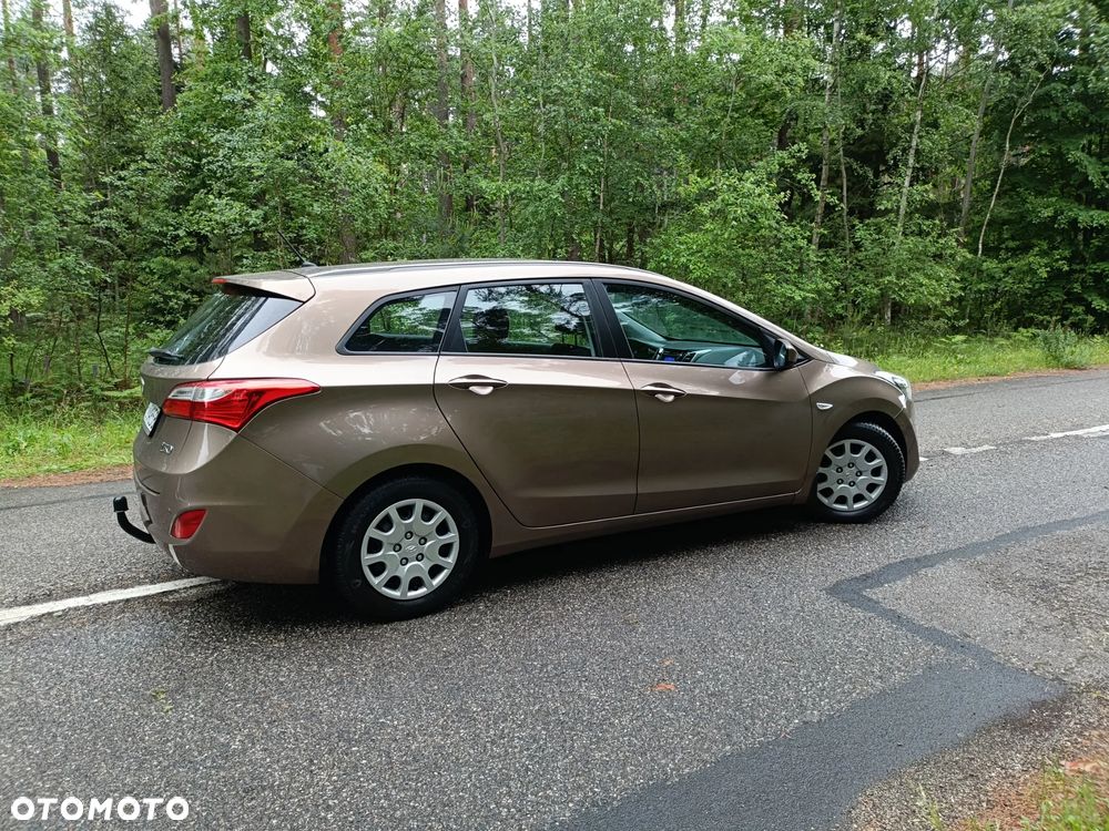 Hyundai i30 1.6 CRDi Comfort - 35