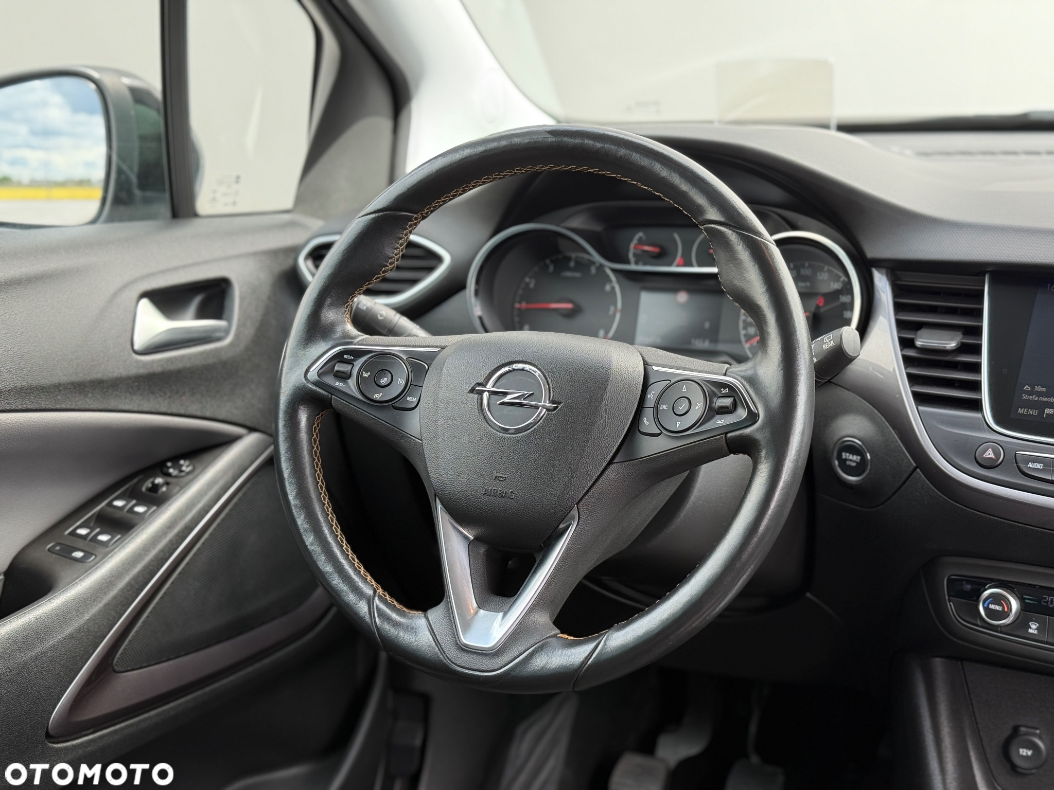 Opel Crossland X - 15