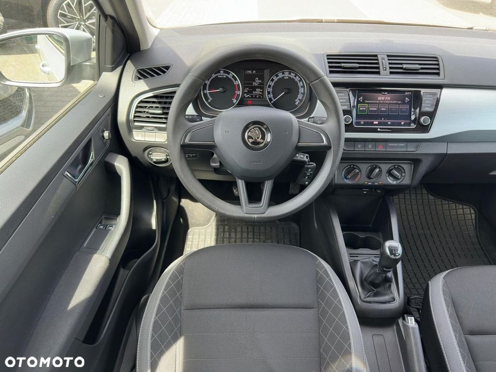 Skoda Fabia 1.0 TSI Ambition - 10