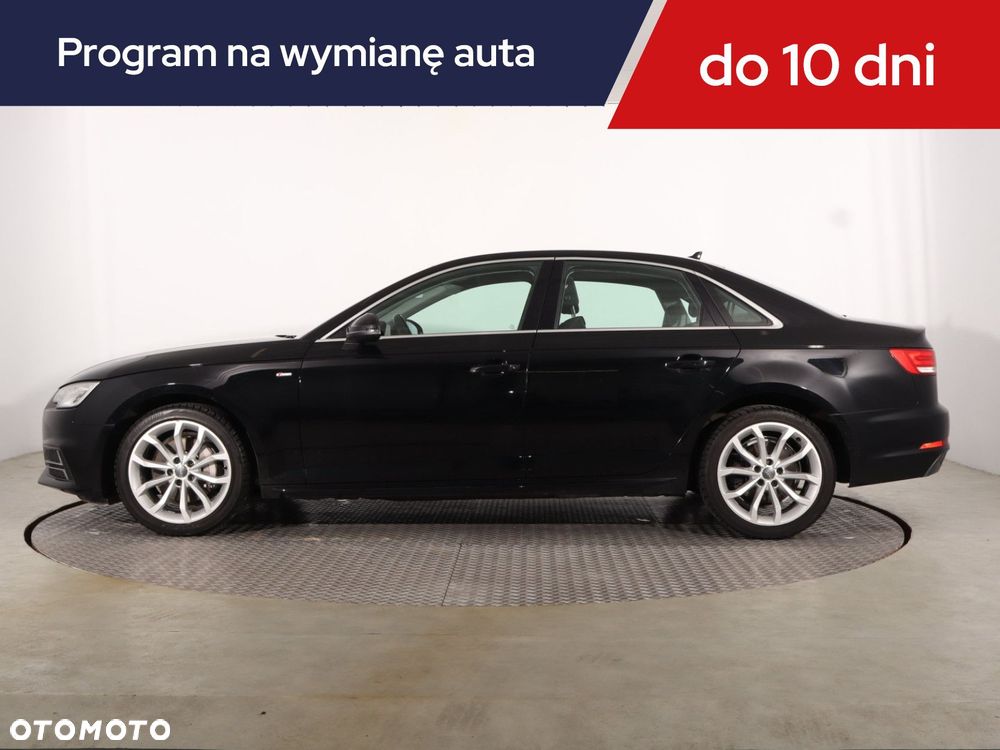 Audi A4 Limousine - 4