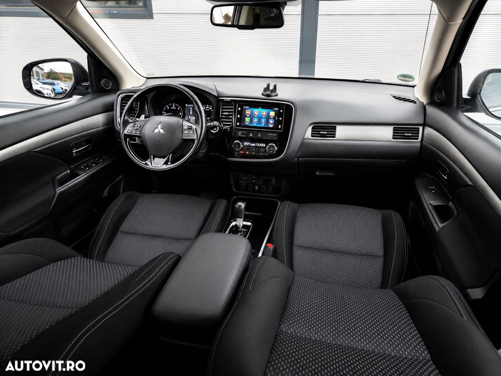 Mitsubishi Outlander 2.2 DI-D 4WD Automatik Edition 100+ - 3