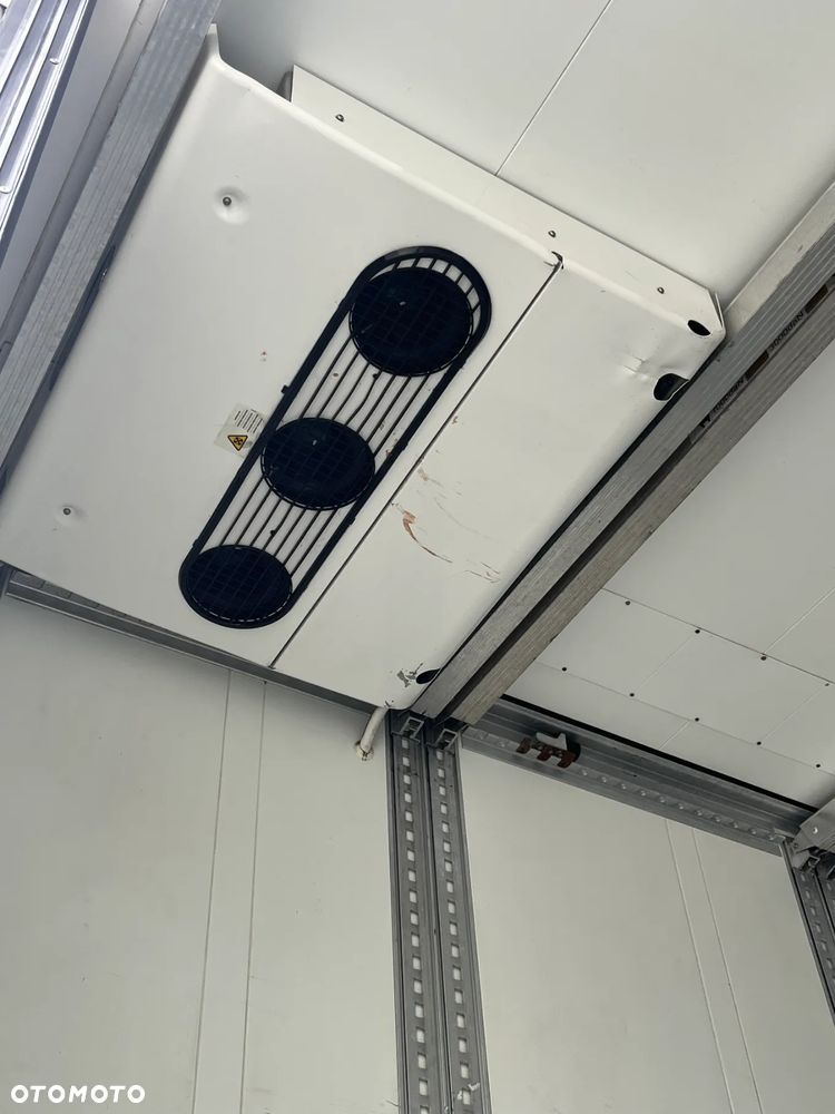 Schmitz Cargobull SCB / CHŁODNIA/ THERMO KING elektr-spalinowy/ MULTITEMPERATURA / DOPPELSTOCK / CONTINENTAL 80% / NOWE HAMULCE/ KOSZ PALETOWY  / OŚ PODNOSZONA/ OKAZJA - 23