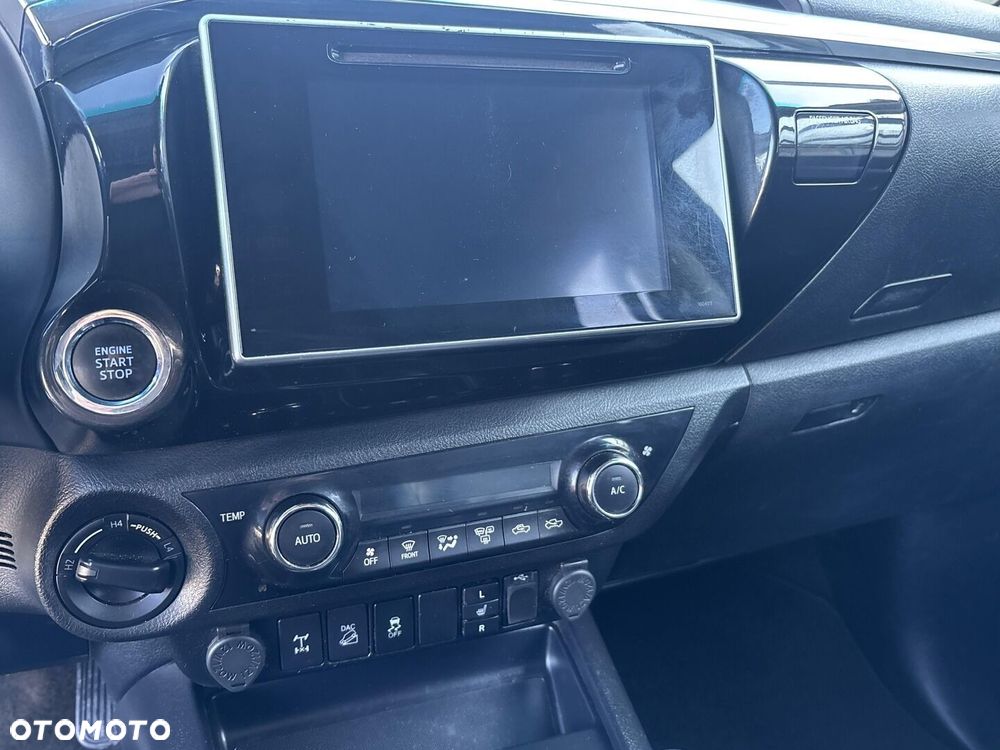 Toyota Hilux 2.4 D-4D Double Cab SR5 4x4 - 22