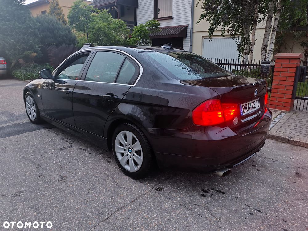 BMW Seria 3 318d - 3