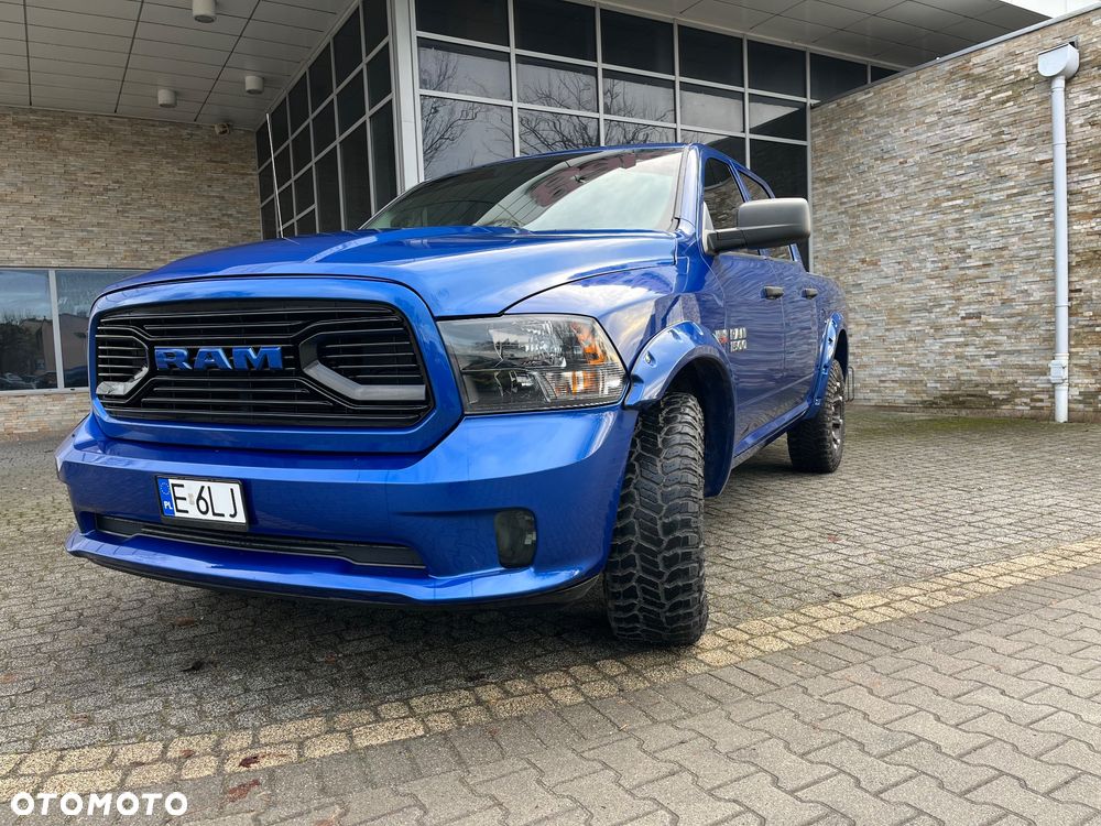 RAM 1500 Crew Cab Sport - 13