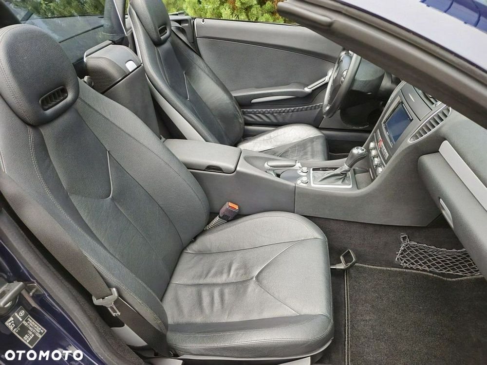 Mercedes-Benz SLK - 24