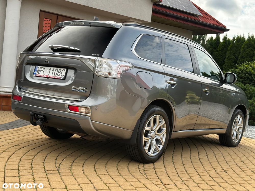 Mitsubishi Outlander - 36