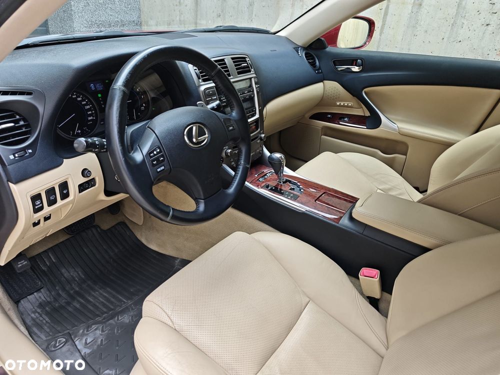 Lexus IS 250 Prestige - 19