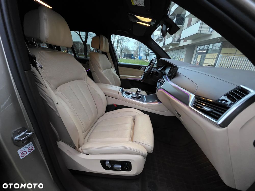 BMW X5 xDrive30d sport - 37