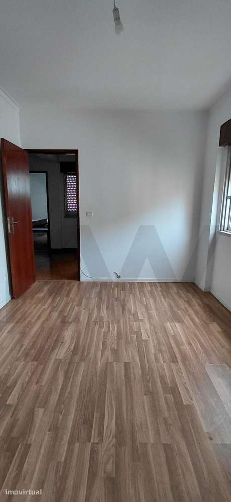 Apartamento T3 no Carregado - Grande imagem: 2/13