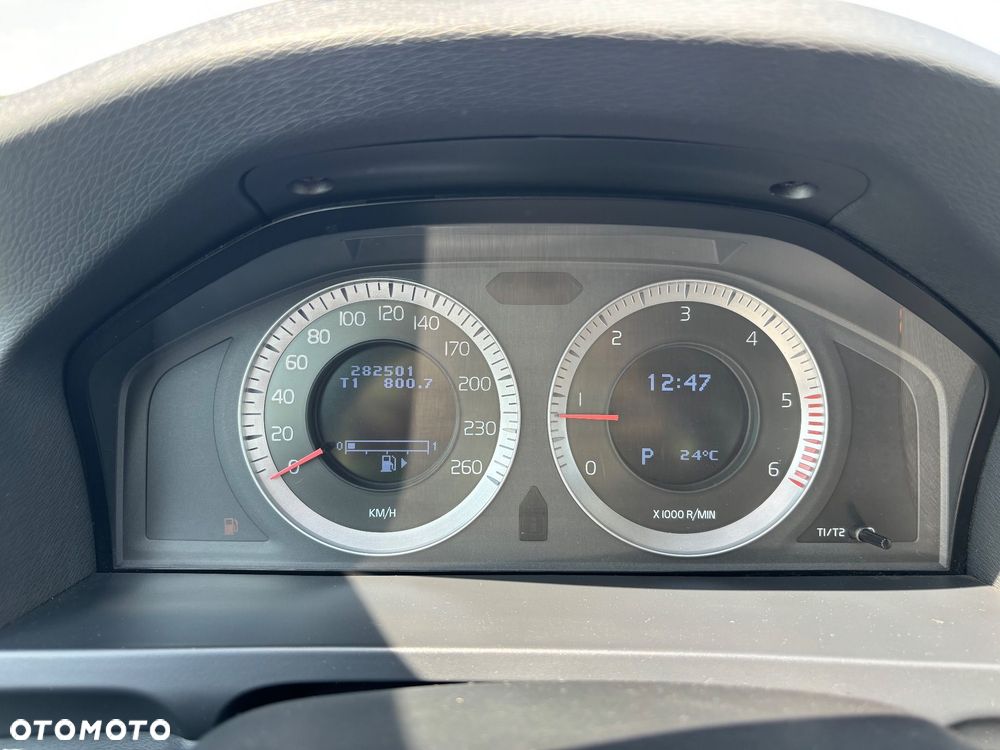 Volvo S60 D3 Geartronic R-Design - 9