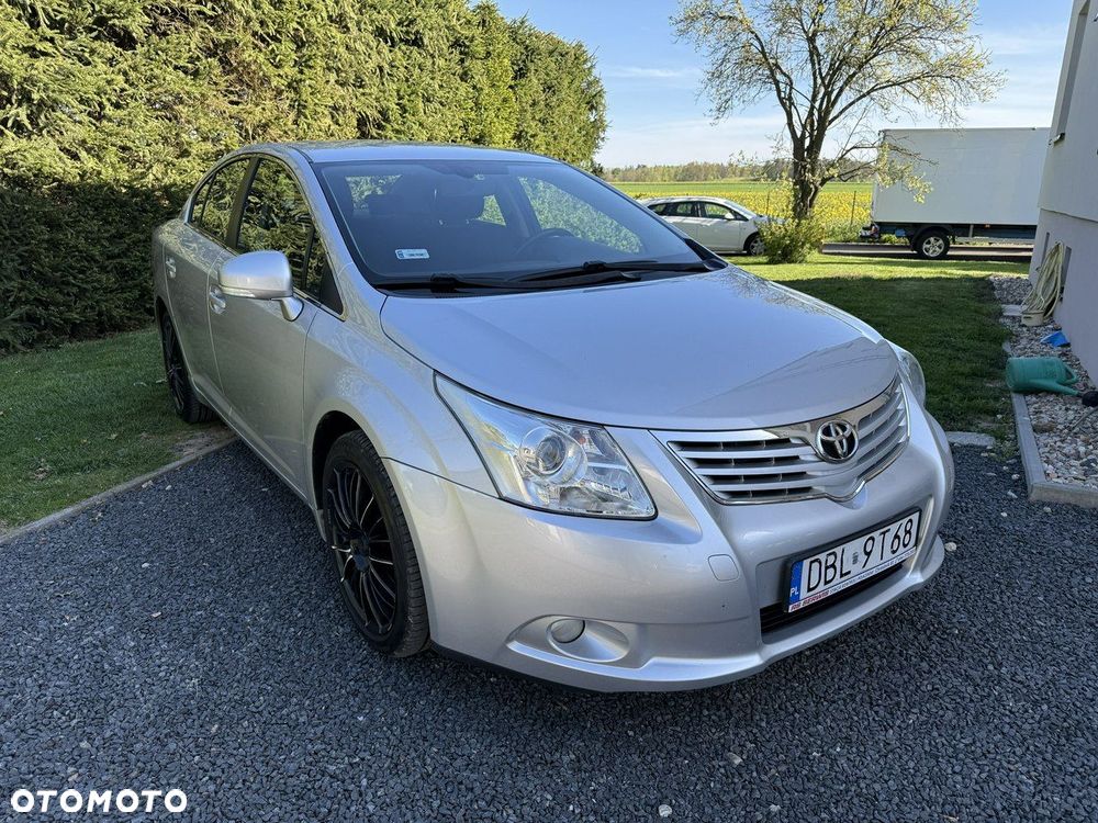 Toyota Avensis 1.8 Style - 37