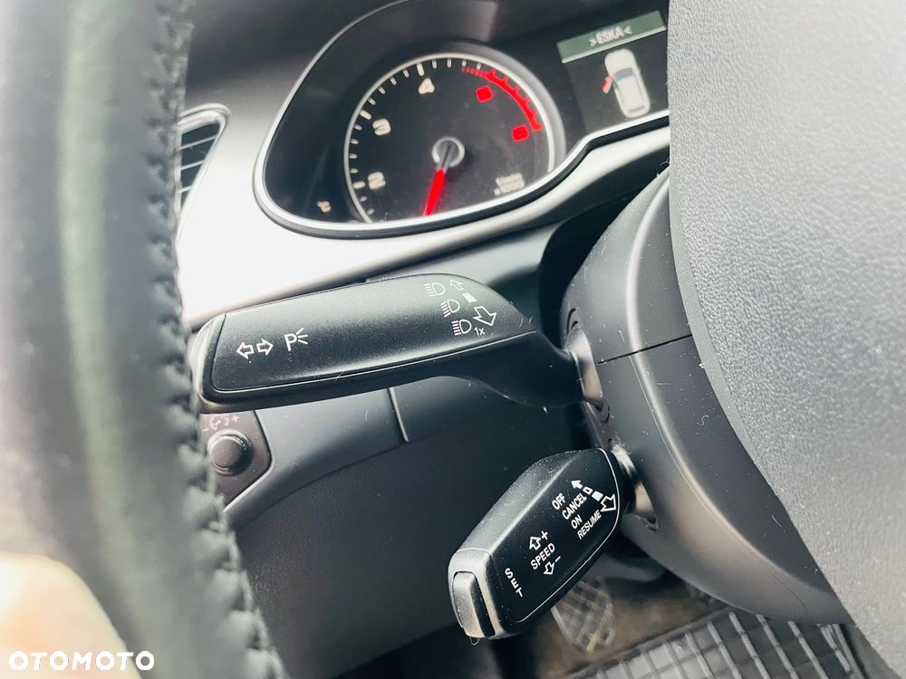 Audi A4 Avant 2.0 TDI DPF Attraction - 10