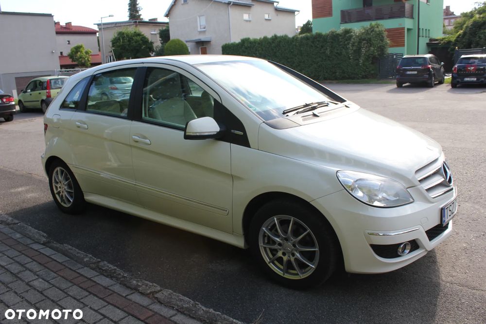 Mercedes-Benz Klasa B 150 BlueEffICIENCY - 29
