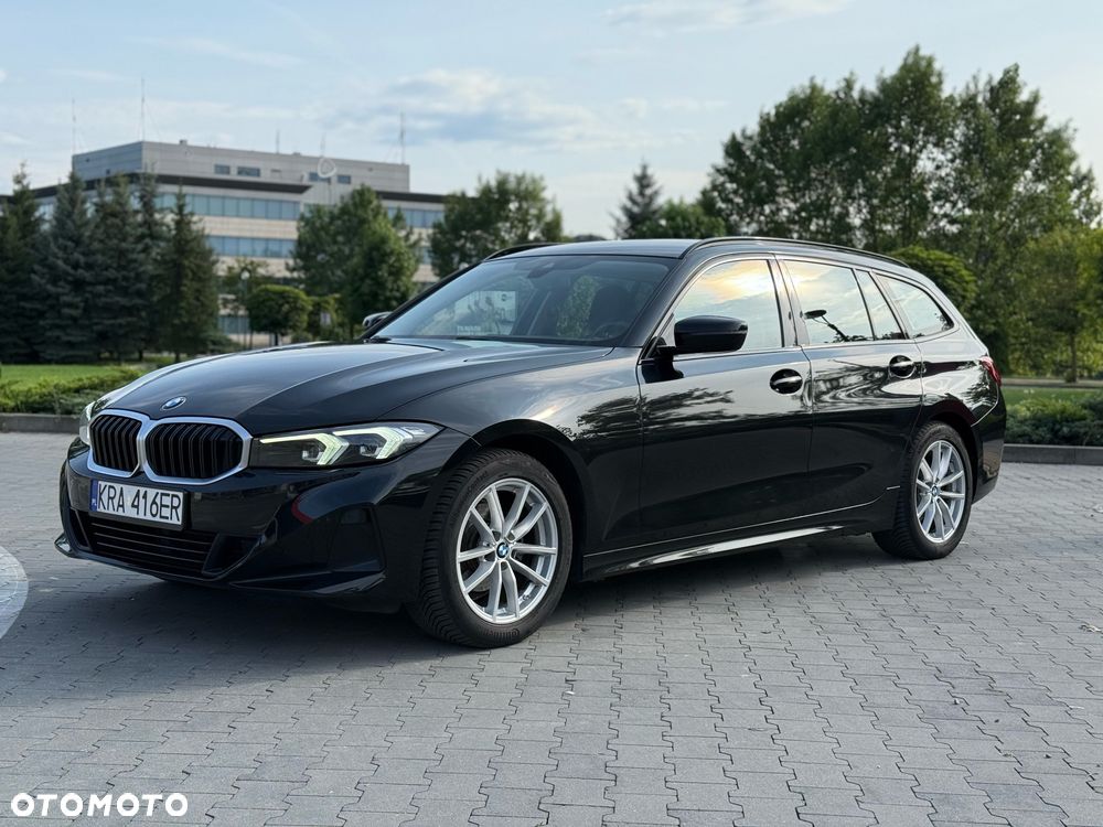 BMW Seria 3 318d Touring - 3