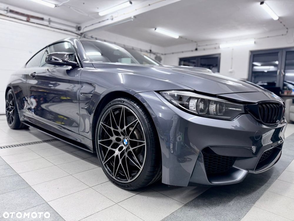 BMW M4 DKG Competition - 18