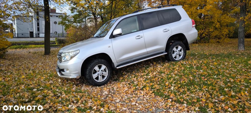 Toyota Land Cruiser - 14