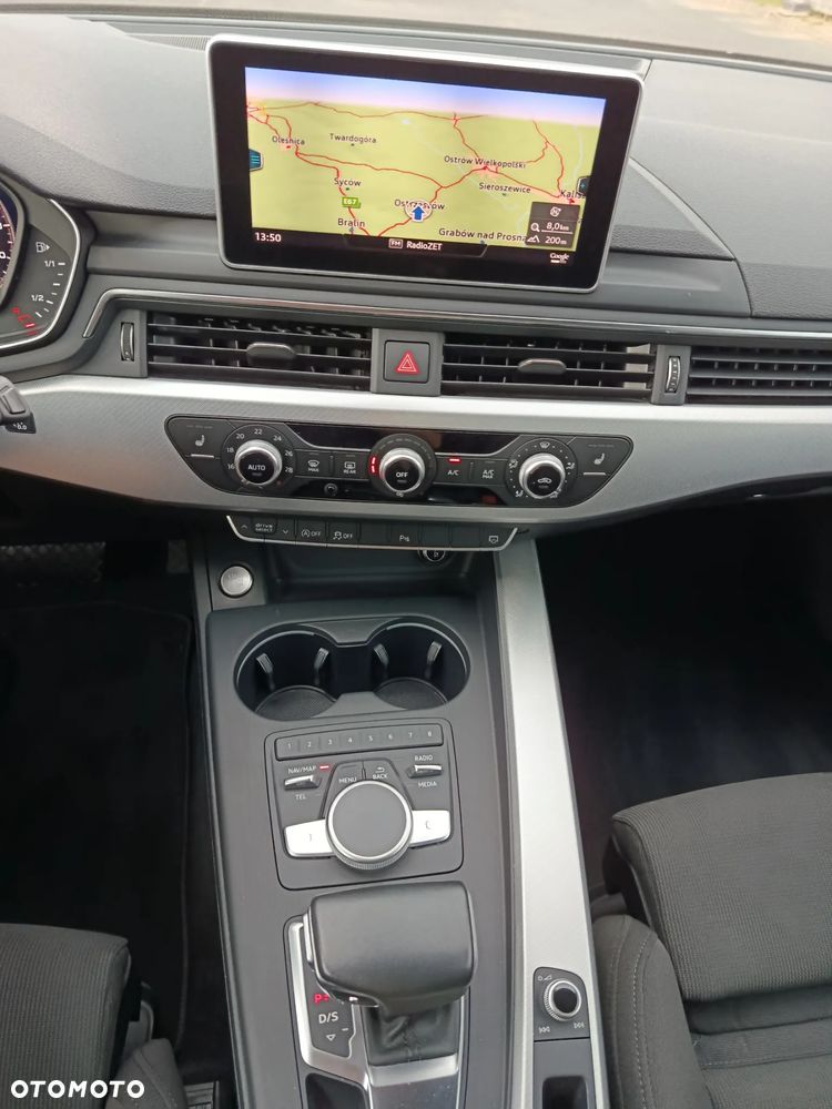 Audi A4 Avant 2.0 TFSI ultra S tronic sport - 14