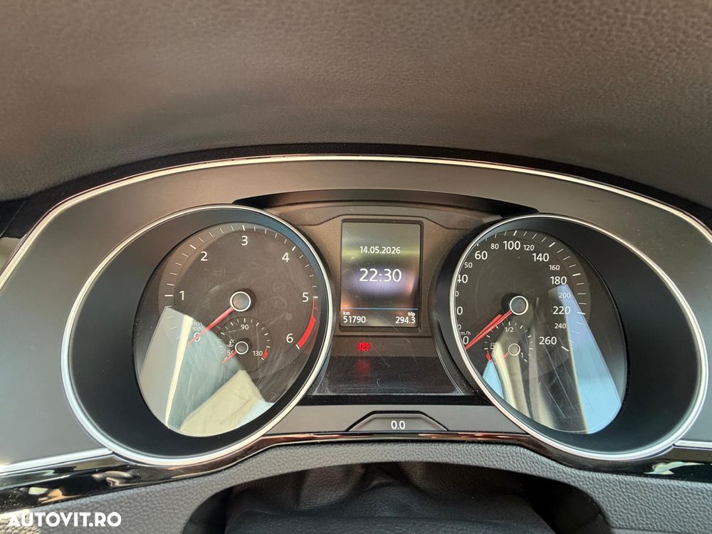 Volkswagen Passat - 7