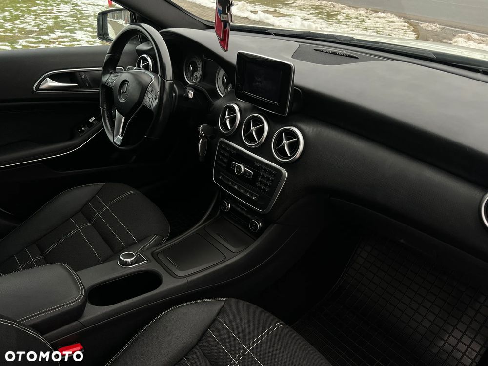 Mercedes-Benz Klasa A 220 CDI 7G-DCT AMG Line - 12