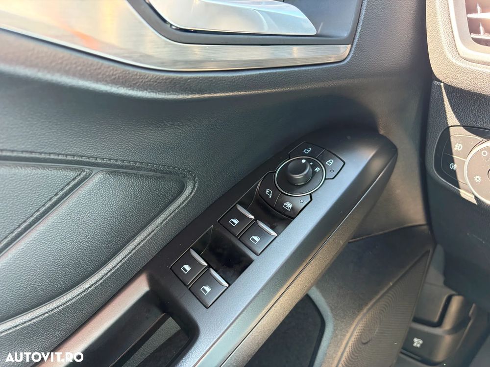 Ford Focus 1.5 EcoBlue Titanium X - 22