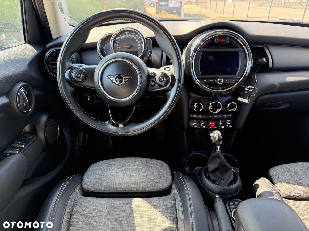 MINI ONE - 9