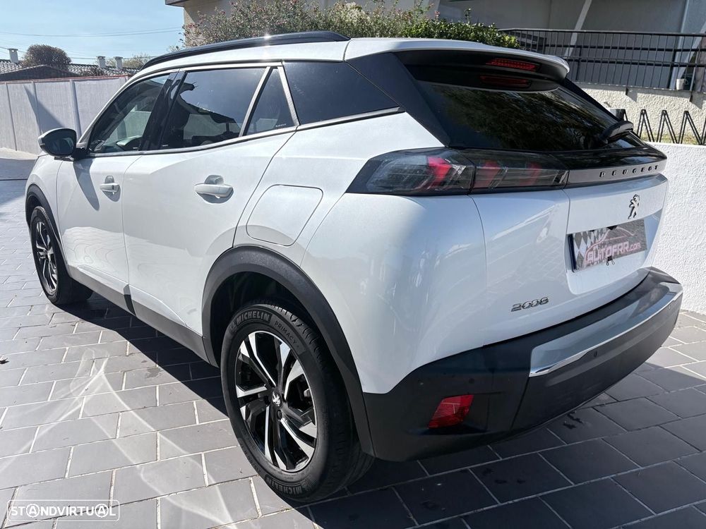 Peugeot 2008 1.2 PureTech Allure - 9