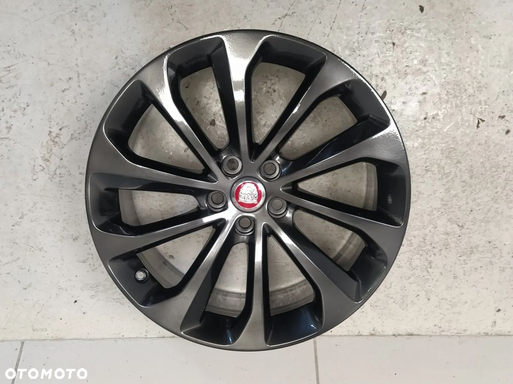 JAGUAR XF X250 XE X760 F-PACE X761 7,5X19 8,5X19 ORYGINALNE FELGI ALUMINIOWE R19 ET44,5 E755 5x108 KOMPLET DEKIELKI ORYGINAŁ - 10