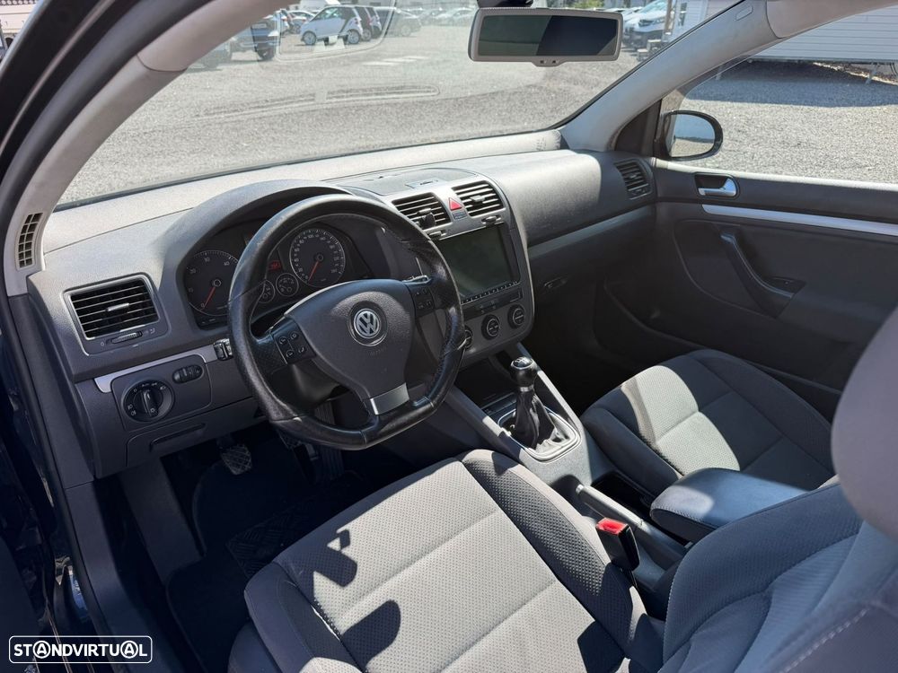 VW Golf 1.9 TDi BlueM. Confortline - 7