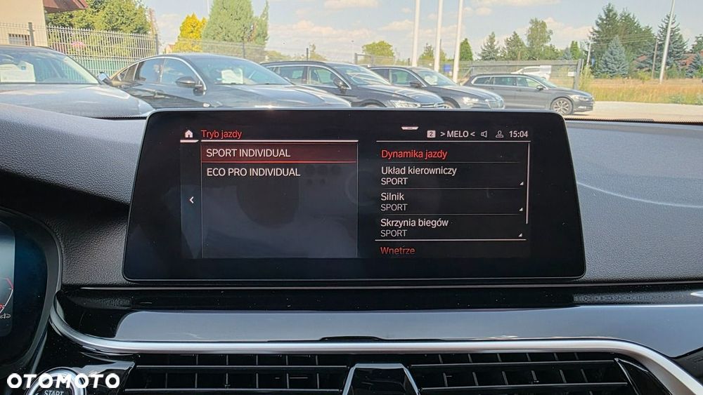 BMW Seria 5 518d Sport Line - 34