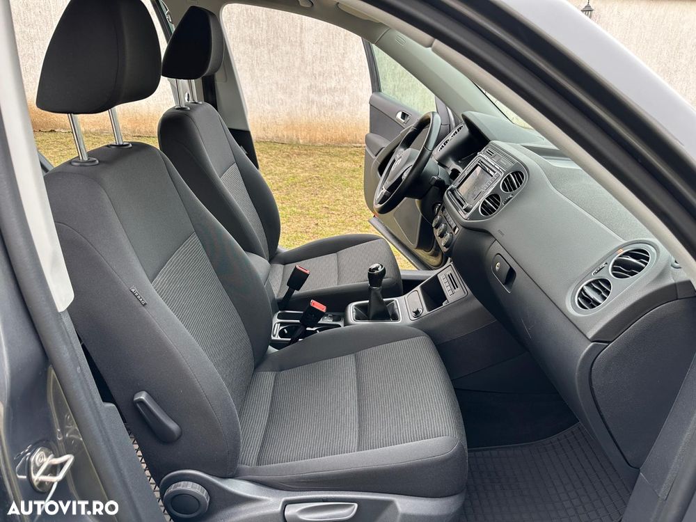 Volkswagen Tiguan - 4