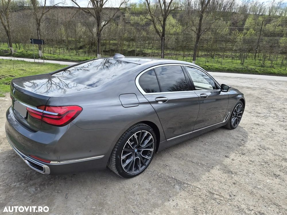 BMW Seria 7 730d xDrive Edition Exclusive - 6