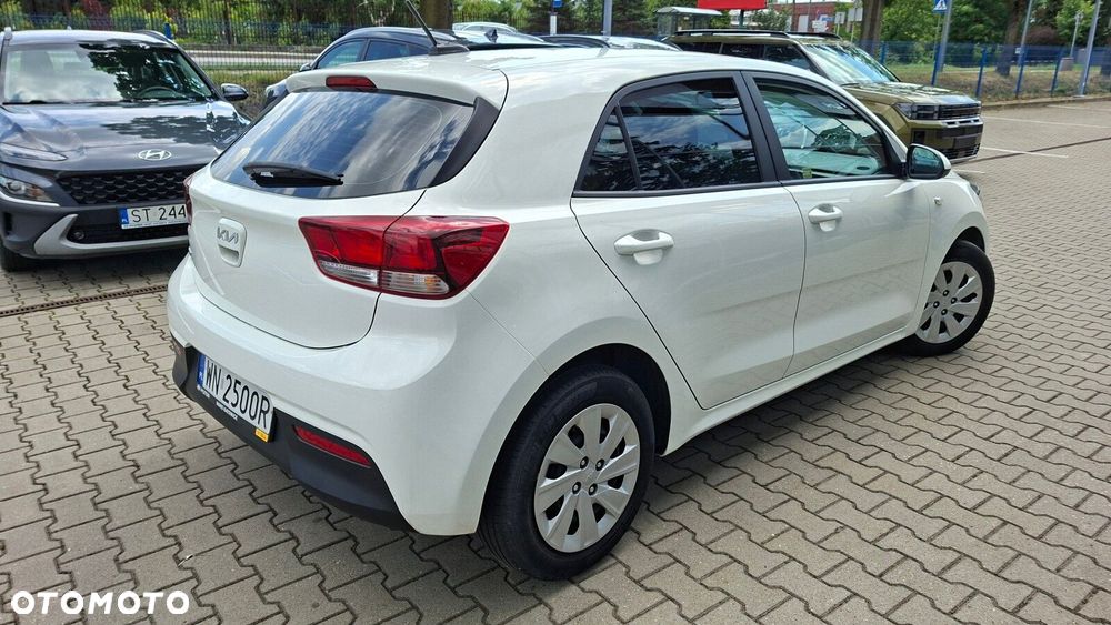 Kia Rio - 2