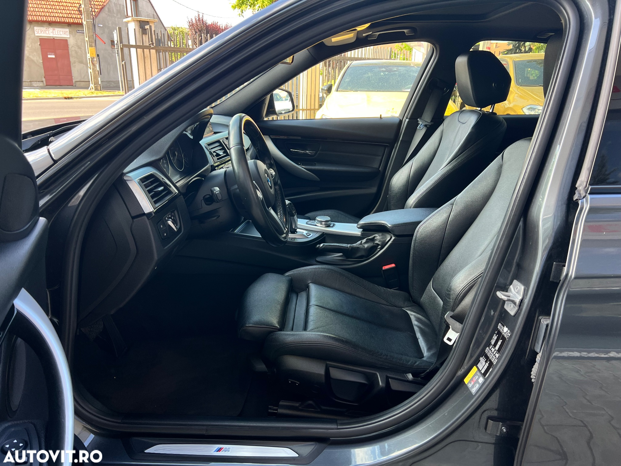 BMW Seria 3 330e AT PHEV - 13