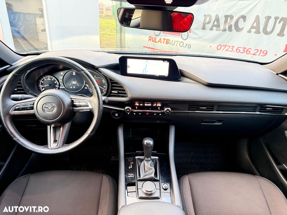 Mazda 3 e-Skyactiv G122 AT MHEV Plus - 8