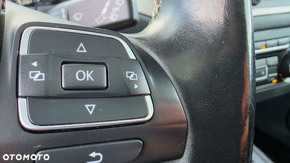 Volkswagen Tiguan 2.0 TDI DPF BlueMotion Technology Cup Sport & Style - 28
