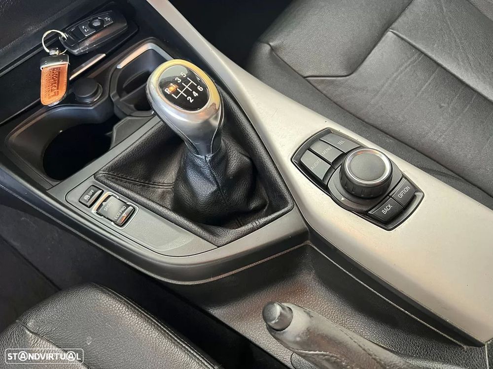 BMW 116 d EfficientDynamics - 14