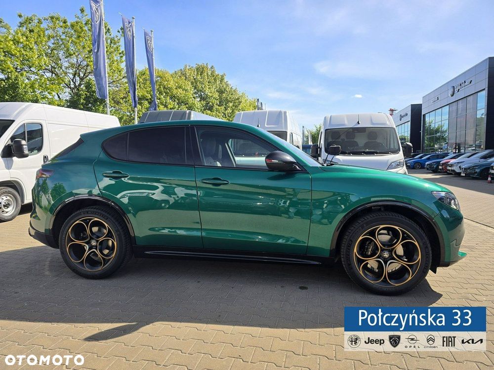 Alfa Romeo Stelvio - 5