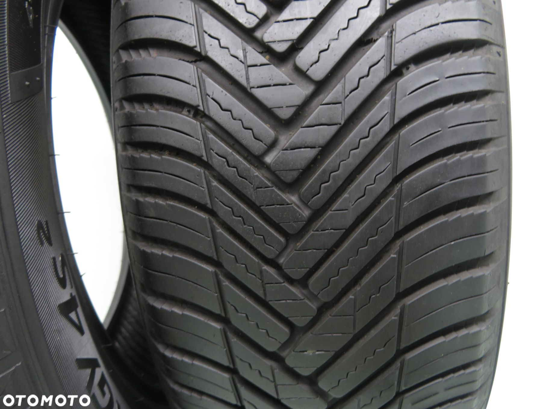 2X 195/60R15 OPONY CALOROCZNE Hankook Kinergy 4S2  88V - 9