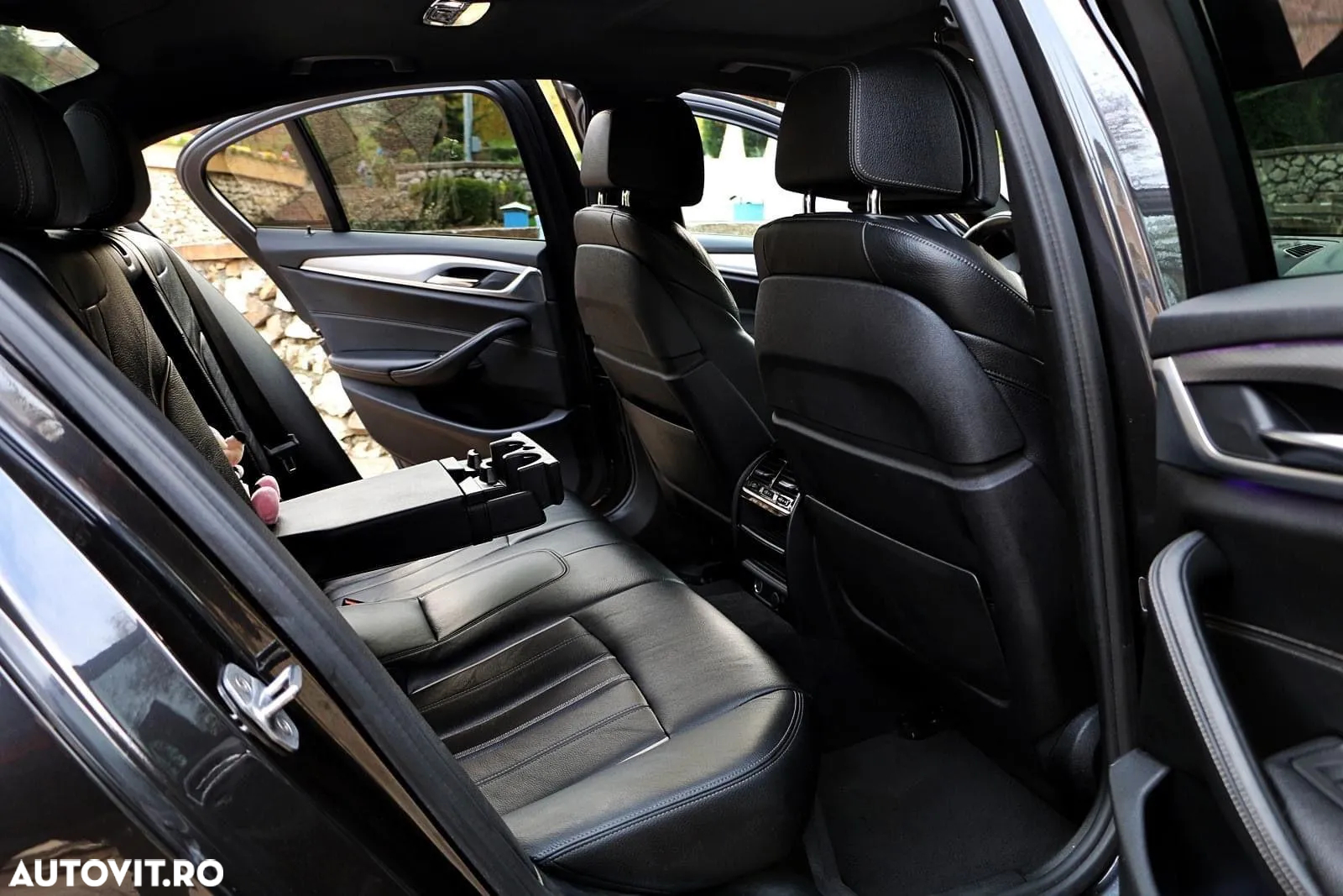 BMW Seria 5 520d xDrive AT - 8