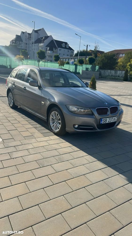 BMW Seria 3 320d xDrive DPF - 1