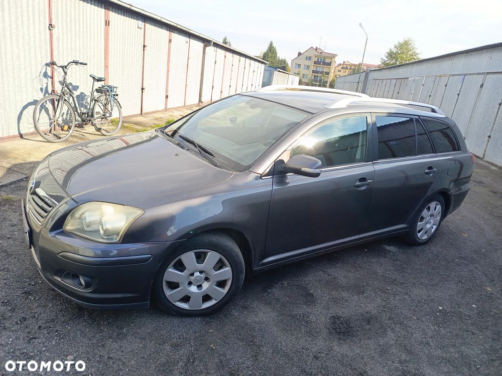 Toyota Avensis 2.0 D-4D Sol - 1