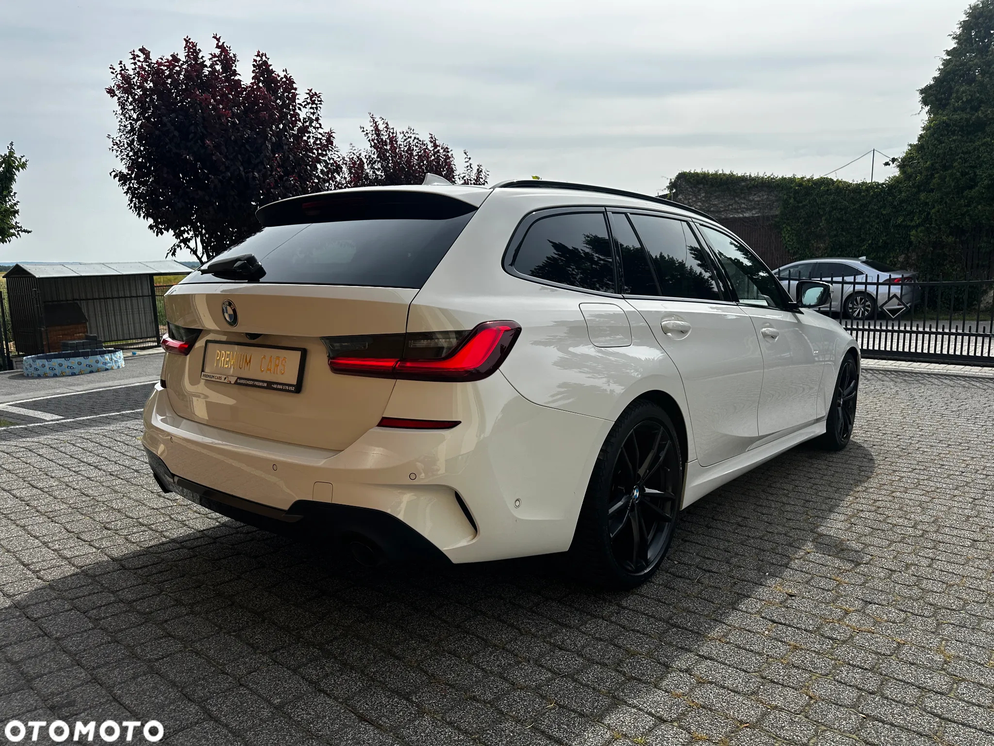 BMW Seria 3 318d Touring Edition M Sport Shadow - 7
