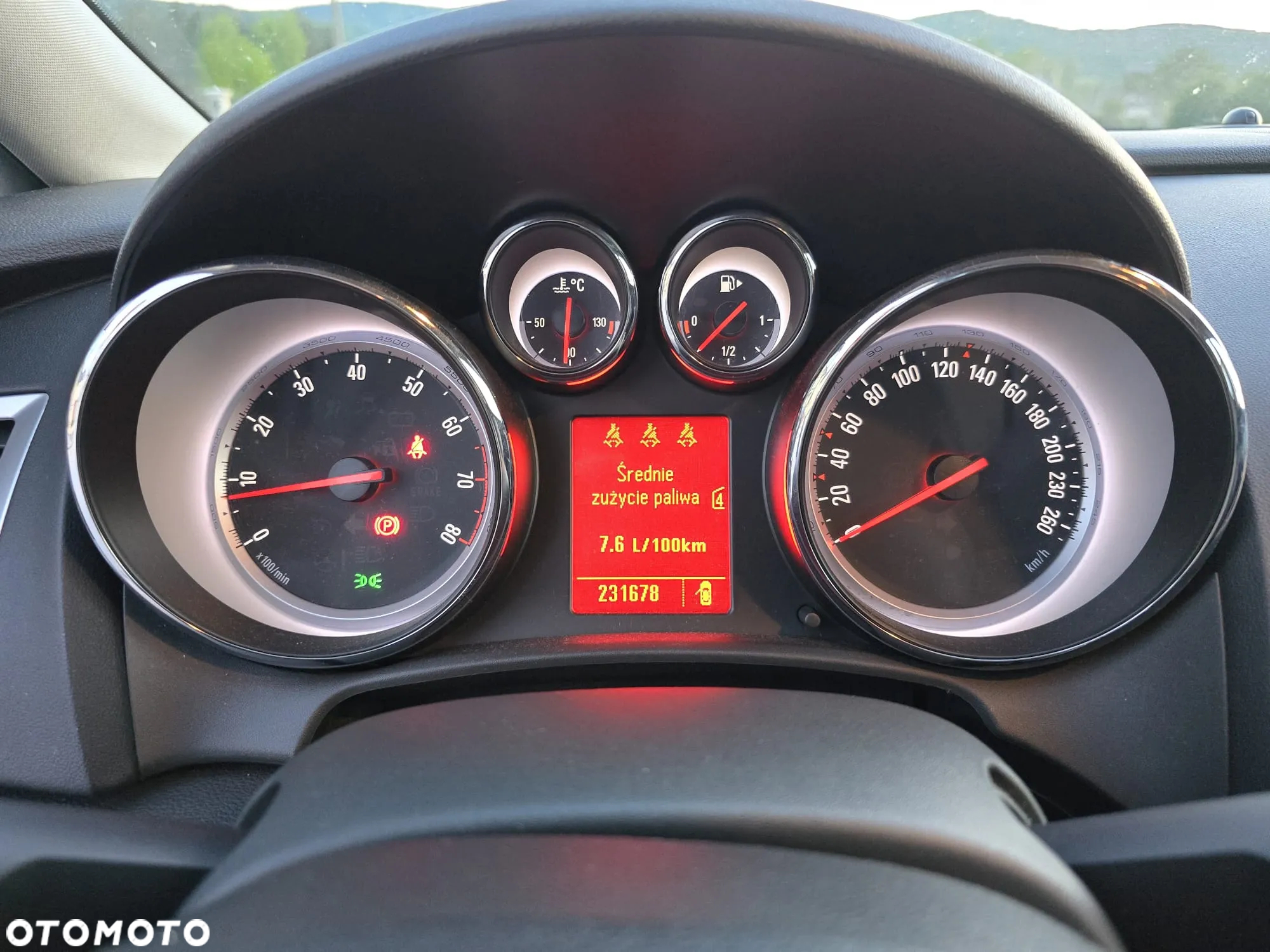 Opel Astra IV 1.6 T Cosmo - 14
