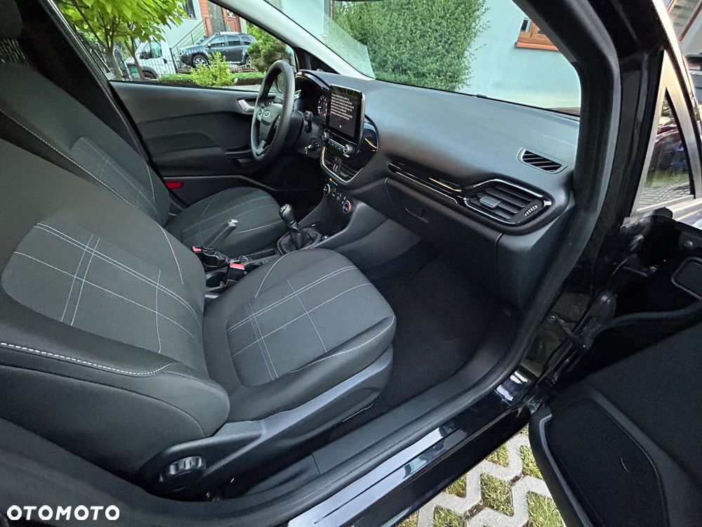 Ford Fiesta 1.1 S&S COOL&CONNECT - 11