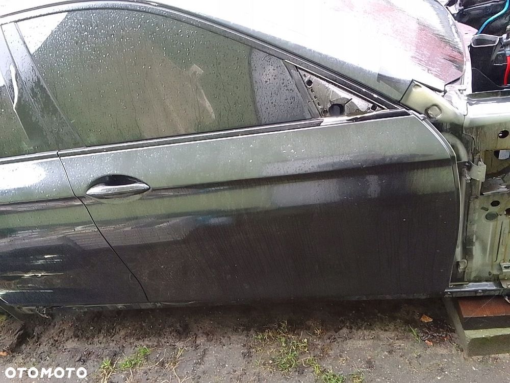 BMW F10 F11 DRZWI PRAWY PRZÓD CZARNE - 1