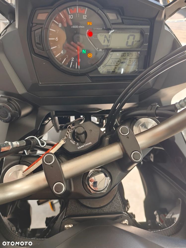 Suzuki V-STROM - 7