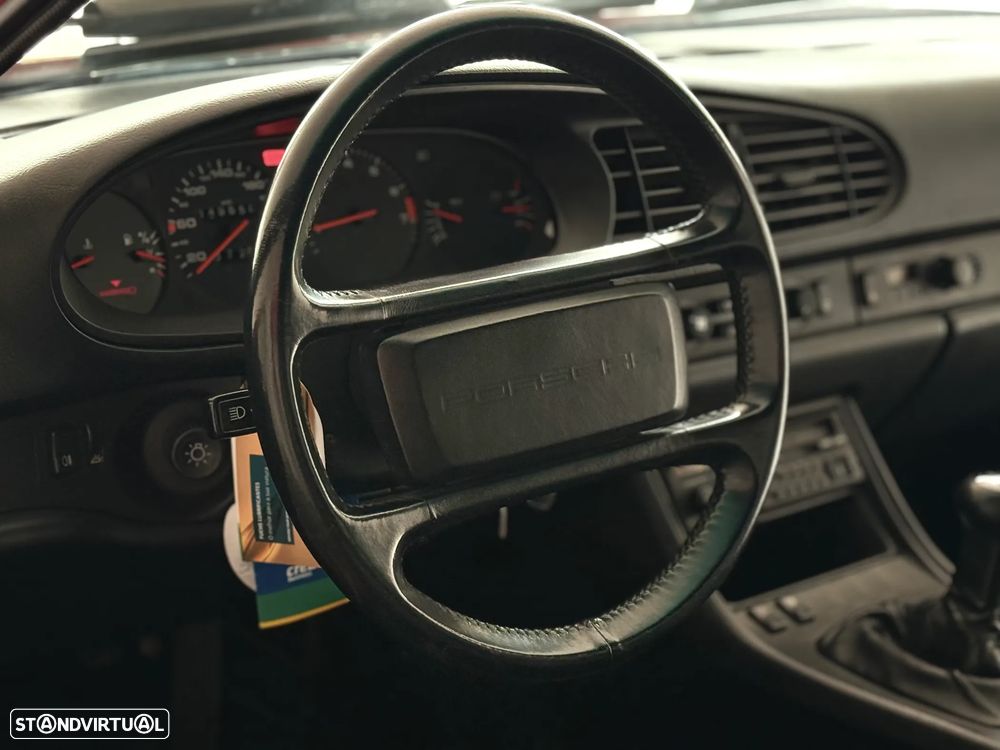 Porsche 944 - 24