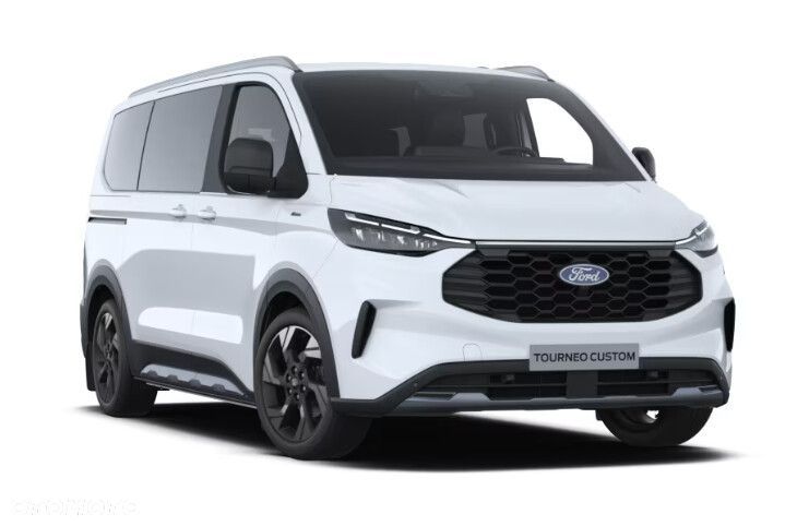 Ford Tourneo Custom - 1