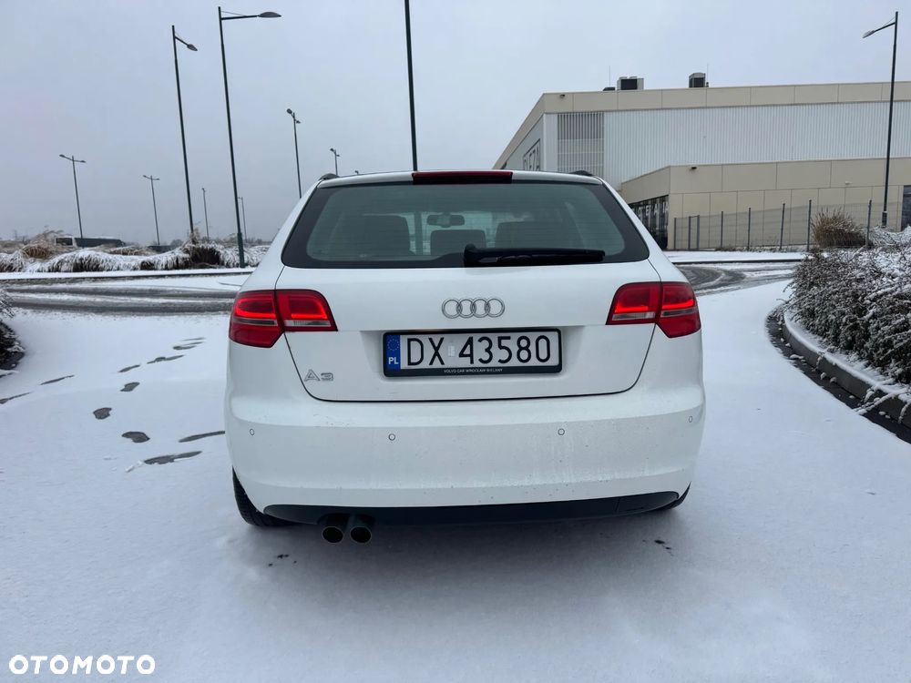 Audi A3 Sportback 2.0 TDI DPF quattro Attraction - 6